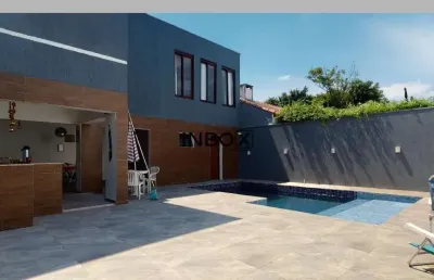 Casa com 4 quartos à venda na Rua Jacundá, 222, Guarujá, Porto Alegre