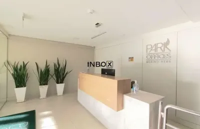 Ampla sala comercial com 49m², próxima a orla do guaíba!