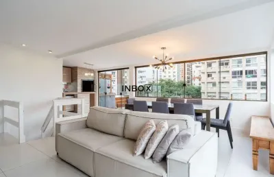 Cobertura excelente à venda, 221 m² com 3 quartos e 5 banheiros
