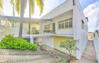 Casa comercial em ótima localização 15 minutos do centro