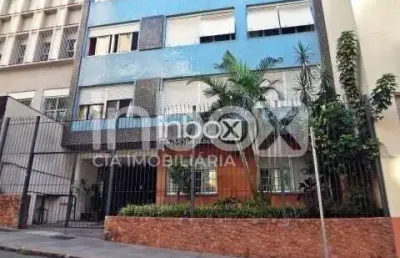 Apartamento de 2 dormitórios todo reformado no centro histórico, porto alegre/rs