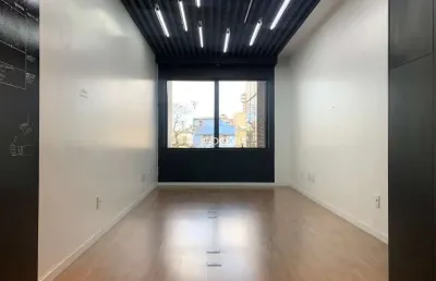 Sala comercial para alugar na Avenida Protásio Alves, 3217, Petrópolis, Porto Alegre