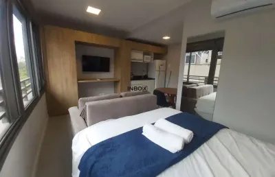 Inbox cia imobiliaria vende apartamento studio mobiliado com 25,00 m² de área privativa na cidade baixa em porto alegre..