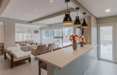 Cobertura exclusiva com piscina e churrasqueira - 1 vaga e muito espaço