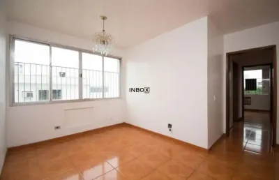 Apartamento com 2 dormitórios, 75m² privativos e 1 vaga coberta
