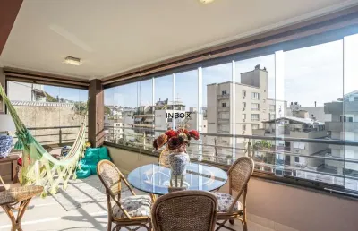 Apto 03 quartos (01 suíte) 2 vagas com 125,75m² no bairro menino deus, porto alegre.