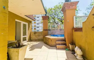 Cobertura 2 dormitórios com suíte, piscina e 2 vagas