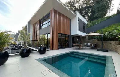 Casa com 3 quartos à venda na Rua Quintino Bocaiúva, 636, América, Joinville