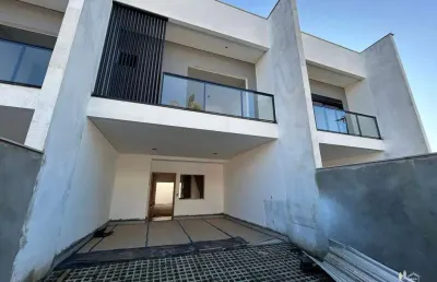 Casa com 3 quartos à venda na Rua Colon, 199, Glória, Joinville