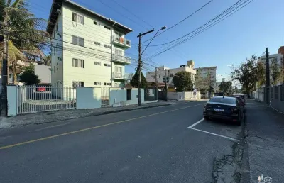 Apartamento com 02 quartos para alugar no santo antônio