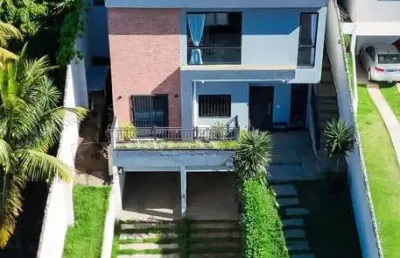 Triplex dos sonhos com vista para o mar? temos!    r$1.180.000,00 é o valor da sua conquista!