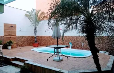 Espetacular casa em condomínio de alto padrão, cachamorra