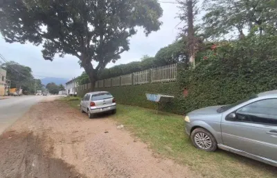 Sito na ilha de guaratiba, com 14000m², frente estrada , com rgi principal
