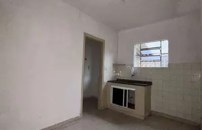 Casa com 1 quarto para alugar na Vila Palmeiras, São Paulo 