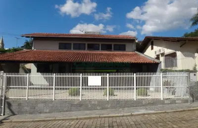Casa com 4 quartos à venda no velha, blumenau , 260 m2 por r$ 1.200.000