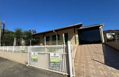 Casa com 5 quartos à venda no itoupava central, blumenau , 216 m2 por r$ 690.000