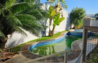 Casa em condomínio fechado com 3 quartos para alugar na Avenida Affonso José Aiello, 3-200, Residencial Villaggio, Bauru