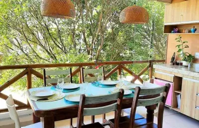 Apartamento 2 suites no 1º andar em imbassaí, praia do forte-ba