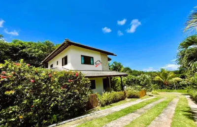 Casa à venda em condomínio com piscina na lagoa aruá praia do forte bahia