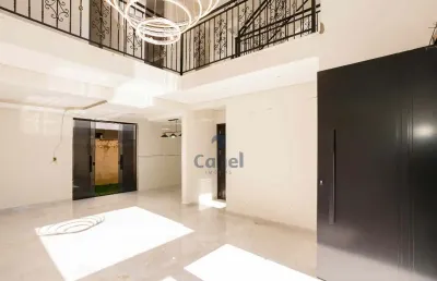 Sobrado com 4 quartos no muito bem localizado no hauer
