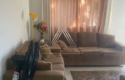 Impecável casa à venda em são josé do rio preto-sp, no parque industrial: 3 quartos, 2 suítes, 1 sala, 3 banheiros, 3 vagas, 170m².