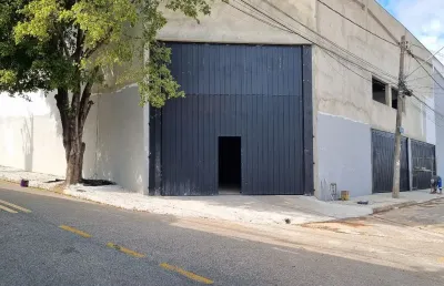 Barracão / Galpão / Depósito com 3 salas à venda na Rua Caio Viana Martins, 442, Vila São Jorge, Sorocaba