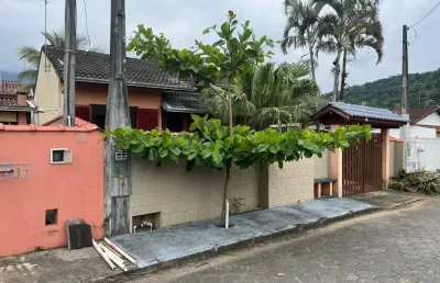 Casa mobiliada para locação definitiva na praia do massagaçu - caraguatatuba