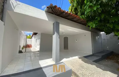 Aluga-se | casa com 03 quartos | 390m² no bairro de fátima