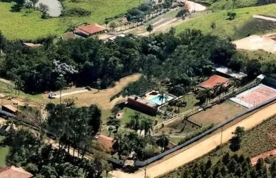 Chácara / sítio com 3 quartos à venda no Lambari, Guararema 