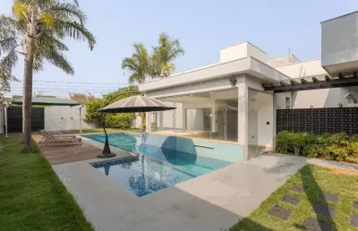 Casa com 5 quartos à venda na Rua Marino Paulichi, 684, Jardim Bela Vista, Maringá