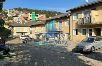 Casa sobreposta  r$1 250,00 - resid colinas - cotia/sp
