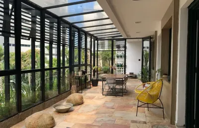 Casa com 5 quartos à venda no Itararé, São Vicente 
