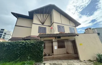Casa com 3 quartos para alugar na rua paranaguá, 524, água verde, curitiba, 280 m2 por r$ 6.000
