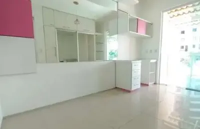 Maravilhosa casa duplex projetada  com 4 dormitórios.