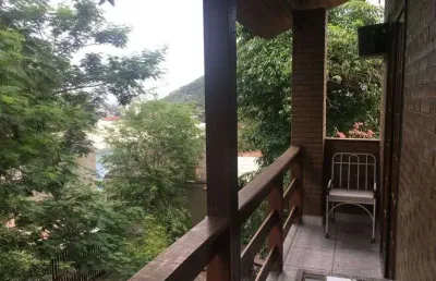 Casa de condomínio para venda com 455 metros quadrados com 4 quartos