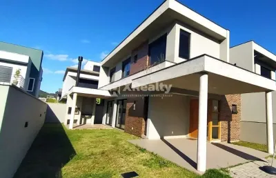 Casa com 3 quartos à venda na rodovia doutor antônio luiz moura gonzaga, 12, rio tavares, florianópolis por r$ 1.920.000