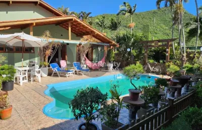Casa comercial à venda na rua arnoldo da costa sabino, 150, armação do pântano do sul, florianópolis por r$ 2.590.000