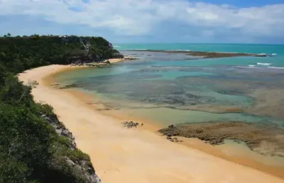 Terreno pé na areia entre praia do espelho e caraíva