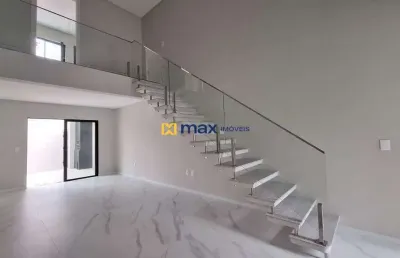 Excelente sobrado com 3 suítes à venda, centro, itajaí