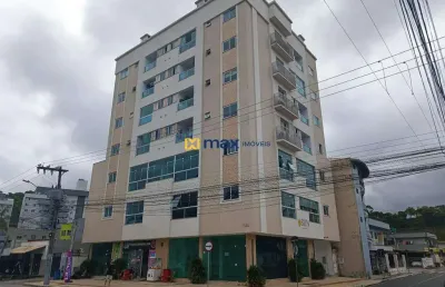 Venda: apartamento 2 dormitórios, sacada com churrasqueira, 1 vaga de garagem