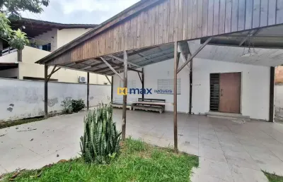 Venda: casa 3 quartos sendo 2 suítes - jardim iati clube - balneário camboriú.