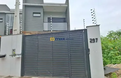 Venda: sobrado com 3 suítes, piscina privativa e garagem para 2 carros, rio pequeno em camboriú