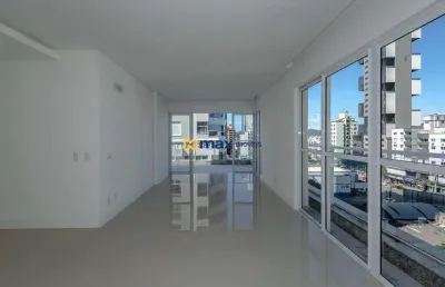 Venda: diferenciado 3 suítes e 2 vagas no centro de balneário camboriú