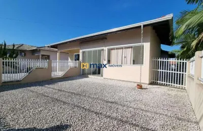 Excelente casa à venda, 2 quartos, área de festas, salseiros, itajaí