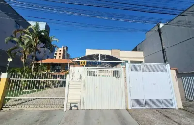 Venda: sobrado com 2 quartos no bairro tabuleiro em camboriú