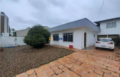 Casa com 3 quartos à venda no São João, Itajaí 