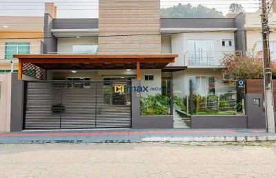 Casa ampla com 3 suítes (1 master com closet), ressacada, itajaí