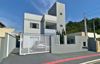 Prédio com 2 apartamentos e estrutura para ampliação. ariribá, baln. camboriú