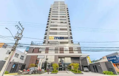 Excelente apartamento semi mobiliado com 3 quartos (1 suíte) à venda no bairro no centro em itajaí