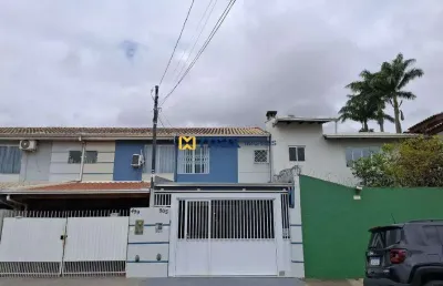 Amplo sobrado semi mobiliado com 3 quartos (2 suítes) à venda no bairro são vicente em itajaí